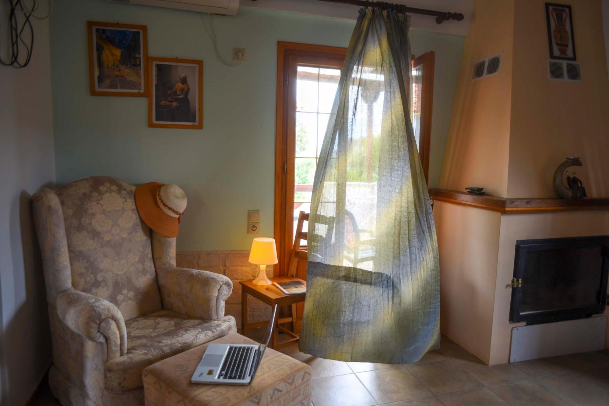 Mikro Xorio Vathi  Room photo